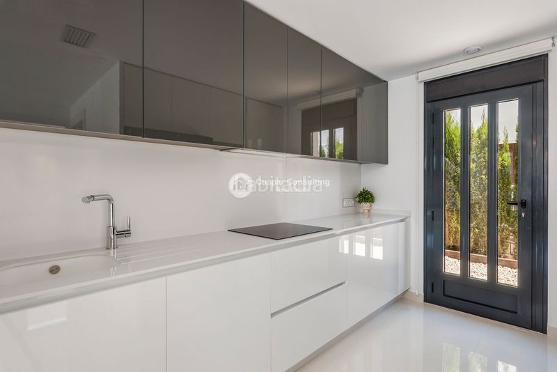 Foto 2c27ce75-6a74-49f1-b117-40999f10911c. Àtic amb calefacció aparcament piscina a Playa Honda-Playa Paraíso Cartagena