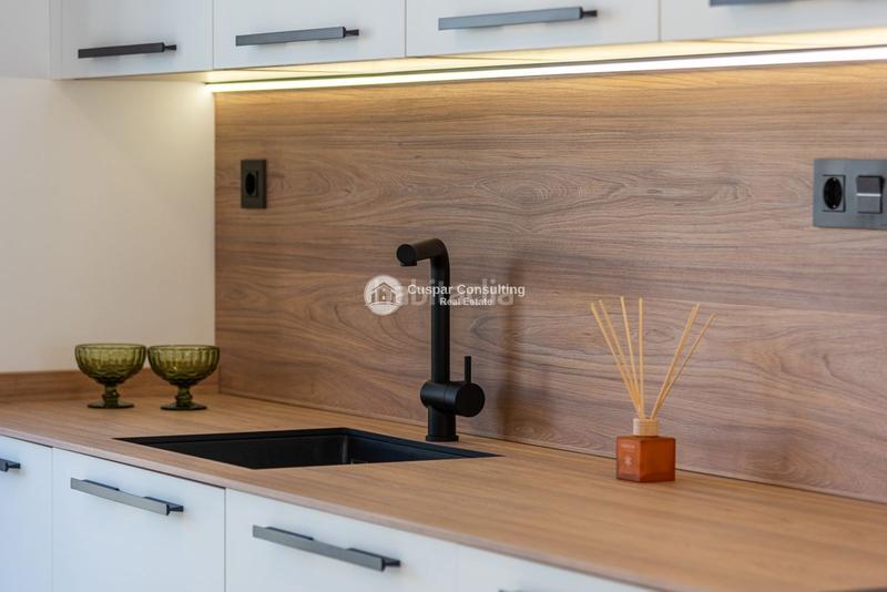 Foto 7a90bd50-8314-4fba-be0d-6079ec09eb71. Piccolo appartamento con riscaldamento parcheggio piscina in Torrevieja