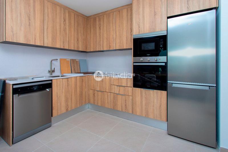 Foto 417d5803-b8ec-499d-a68d-c7de0bb47b2c. Àtic amb calefacció aparcament piscina a Playa Levante Santa Pola