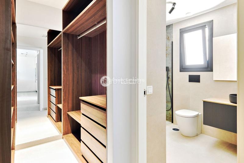 Foto 74d7a989-3377-4323-9cb9-f2ef0e7f092f. Appartement mit heizung parking pool in Playa de los Náufragos Torrevieja