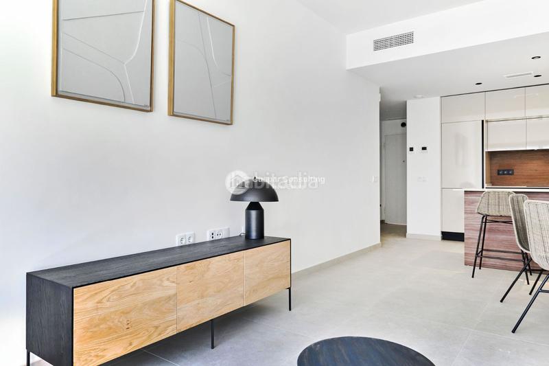 Foto d968d811-e18d-4758-9ae9-7f2f1e7924c8. Appartement mit heizung parking pool in Playa de los Náufragos Torrevieja