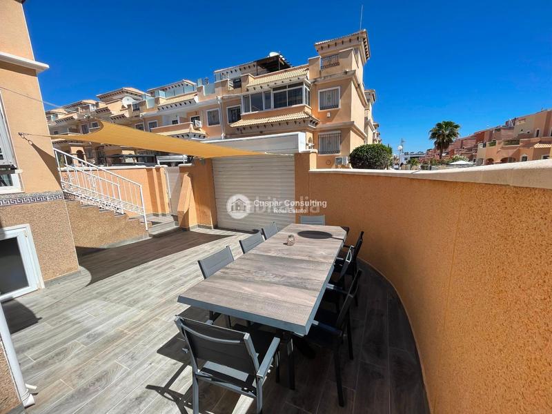 Foto 0da19082-3a77-4a62-88c1-83f36dd01c34. Chalet en villamartin en Lomas de Campoamor - Las Ramblas Orihuela