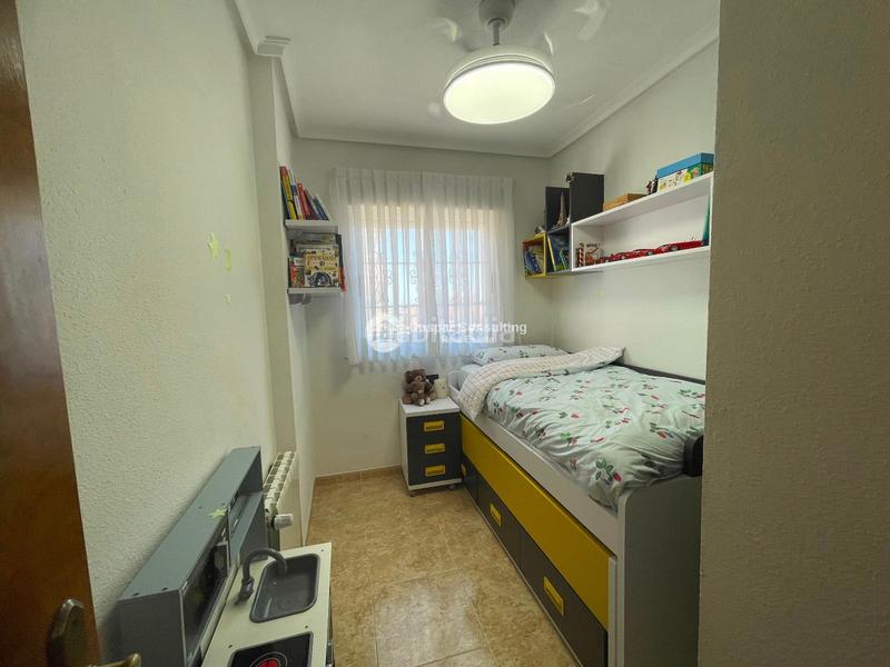 Foto 764d914c-a8b2-46ba-bdac-767339e6c4c0. Chalet en villamartin en Lomas de Campoamor - Las Ramblas Orihuela