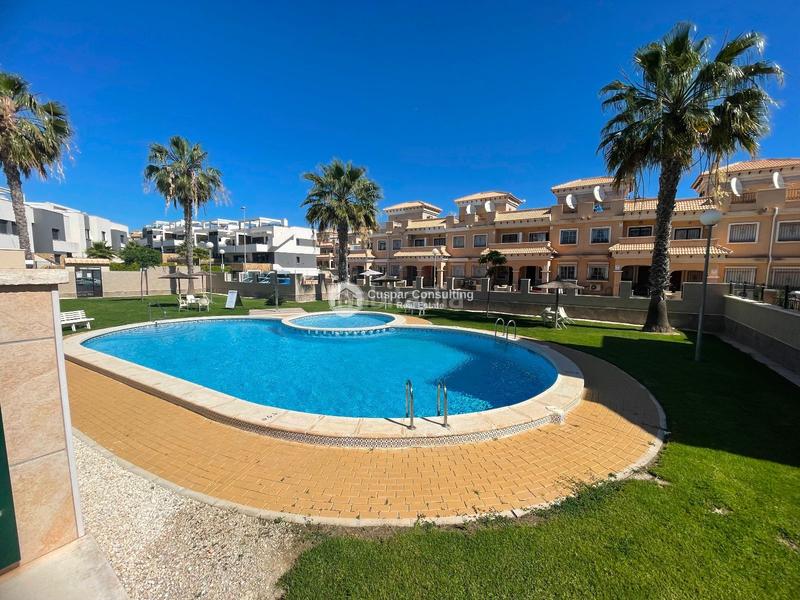 Foto d23d92be-221f-4916-b225-95c3c8e14bb9. Chalet en villamartin en Lomas de Campoamor - Las Ramblas Orihuela