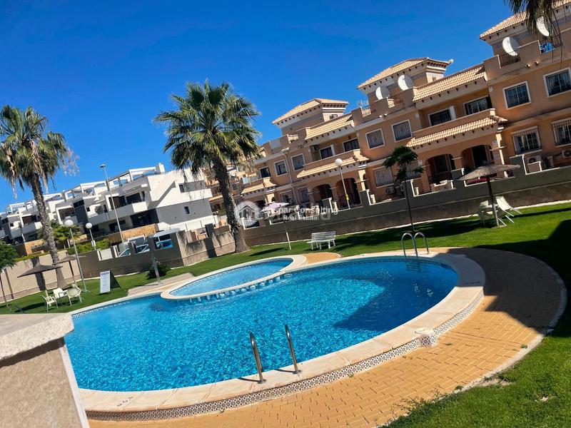 Foto e26c0da1-100b-436e-a2cf-134d7e31cb02. Chalet en villamartin en Lomas de Campoamor - Las Ramblas Orihuela