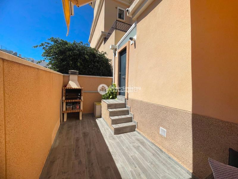 Foto edd6f41a-651d-4714-ade3-3bfe8a27afe3. Chalet en villamartin en Lomas de Campoamor - Las Ramblas Orihuela