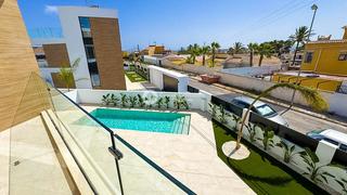 Reihenhaus  N/a. Villa esmeralda en torrevieja