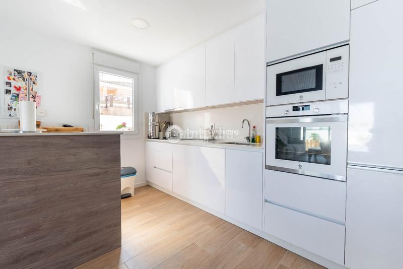 Foto 4bd1358d-3e5f-43c2-84e2-27dd40845436. Chalet mit parking pool in Jerónimo y Avileses Murcia