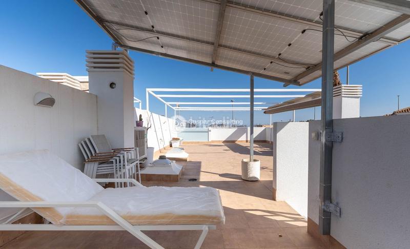 Foto 9f649851-151e-4846-a79c-dd03de31c788. Chalet mit parking pool in Jerónimo y Avileses Murcia