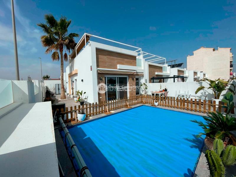 Foto e2b80223-7957-40b2-981d-5d4d6ff2e321. Chalet mit parking pool in Jerónimo y Avileses Murcia