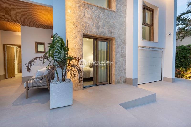 Foto 080a9c2e-d384-4e68-9c0f-f3f7e83ce30e. Chalet con riscaldamento parcheggio piscina in Campoamor Orihuela