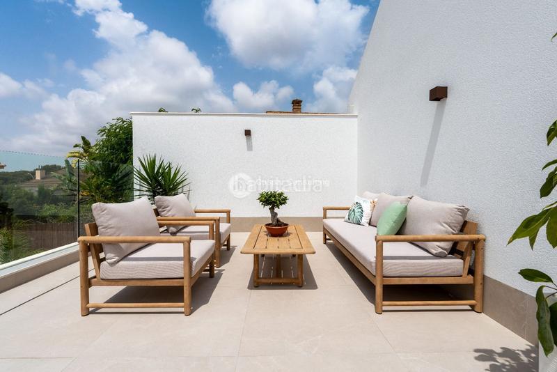 Foto 19f8dc15-d18e-494d-aacc-fc038ae24825. Chalet con riscaldamento parcheggio piscina in Campoamor Orihuela