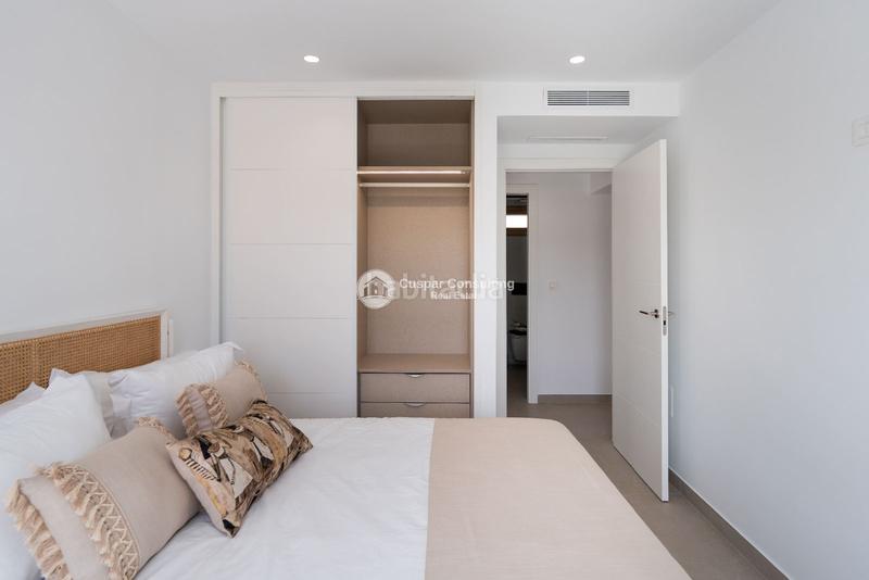 Foto 9be46011-fe8a-47c9-8b10-fd1601ed1522. Chalet con riscaldamento parcheggio piscina in Campoamor Orihuela