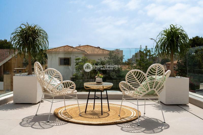 Foto a16d871f-95c3-49c7-b016-01ff39fa476a. Chalet con riscaldamento parcheggio piscina in Campoamor Orihuela