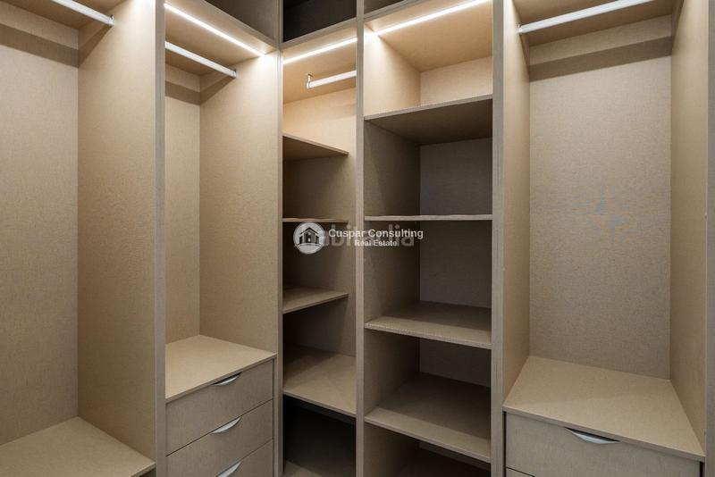 Foto e576f3bc-f54d-4cae-a108-dbef7ac7b35f. Chalet con riscaldamento parcheggio piscina in Campoamor Orihuela