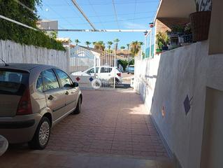 Zweistöckige Wohnung  N/a. En los alcazares