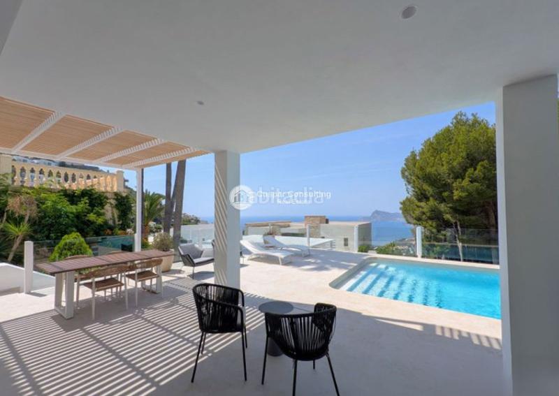 Foto 1c6d92ca-c030-4d88-9bb8-7695553a228d. Chalet con riscaldamento piscina in Altea hills Altea