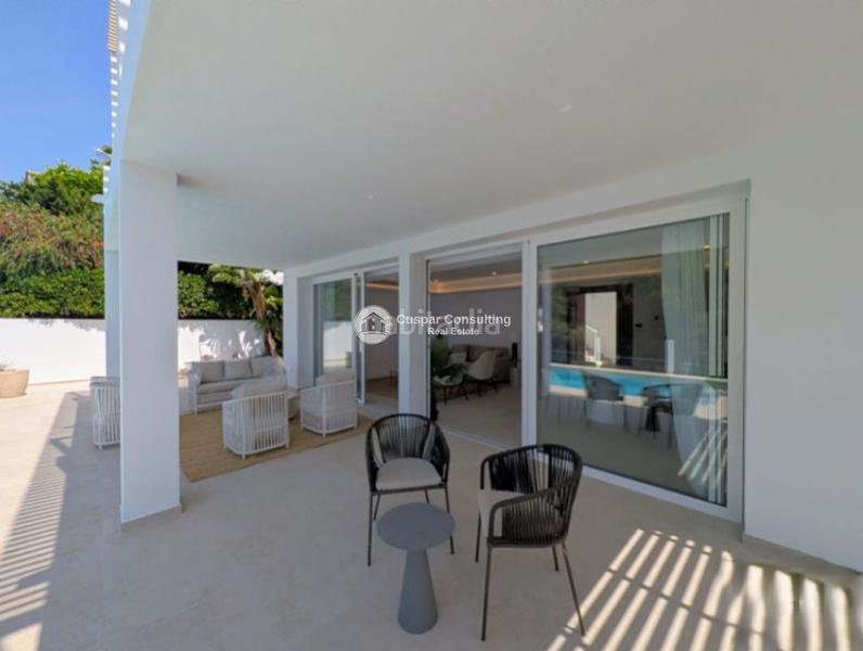 Foto 5d577959-fa2a-41f1-a46d-62bd805cf3a3. Chalet con riscaldamento piscina in Altea hills Altea