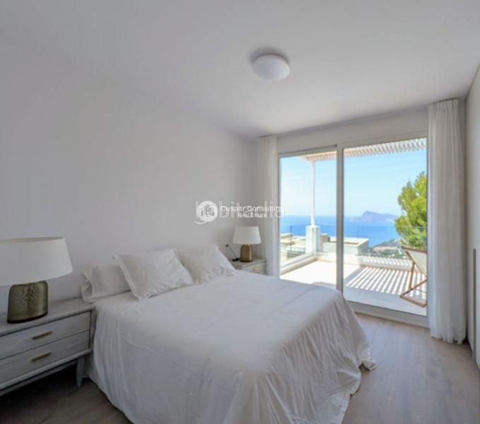 Foto 7d7195c7-1f6c-4daa-9131-a9216f568c3f. Chalet con riscaldamento piscina in Altea hills Altea
