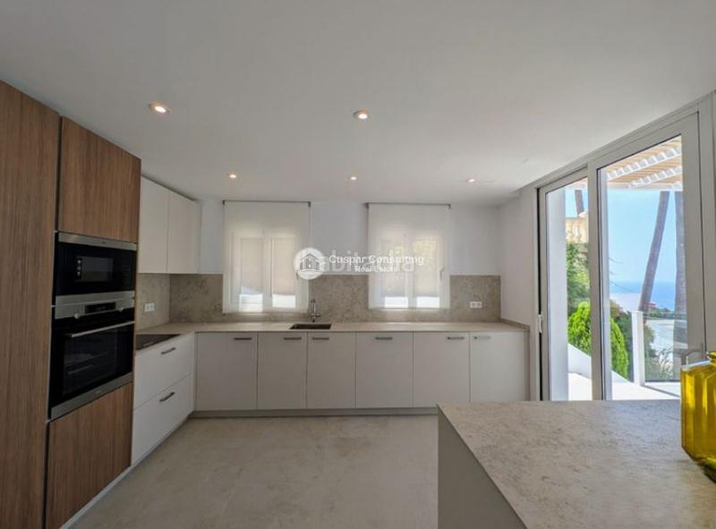 Foto 8071463e-2028-4469-a4c1-82ff4980ca6e. Chalet con riscaldamento piscina in Altea hills Altea