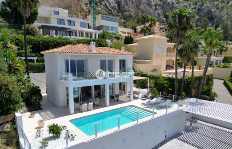 Foto da930f5c-8882-40af-84d2-b2871345ae2c. Chalet con riscaldamento piscina in Altea hills Altea