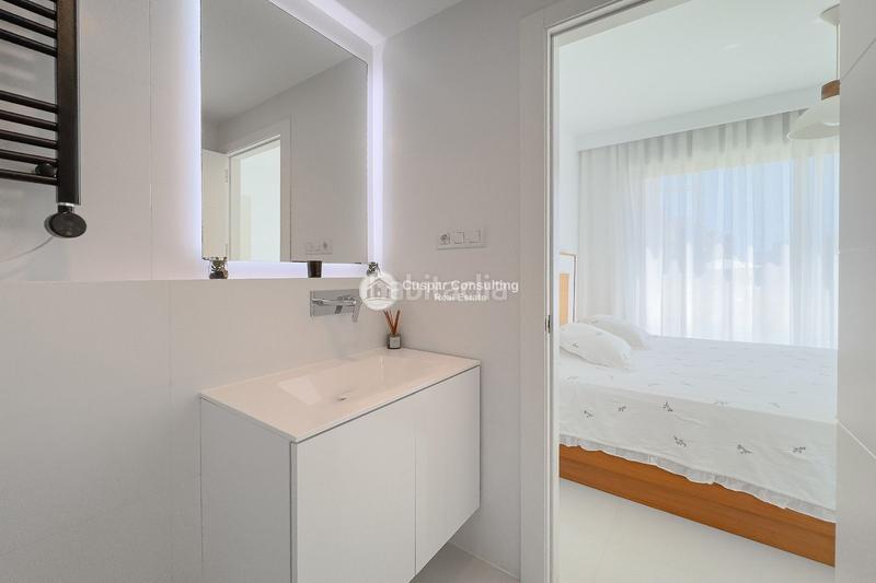 Foto 0f903941-02b5-474a-978c-c3055db5321c. Chalet con riscaldamento parcheggio piscina in Población de Arroyo