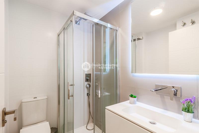 Foto 6fa6e4de-d8dc-481a-8269-480a0d3e844d. Chalet con riscaldamento parcheggio piscina in Población de Arroyo