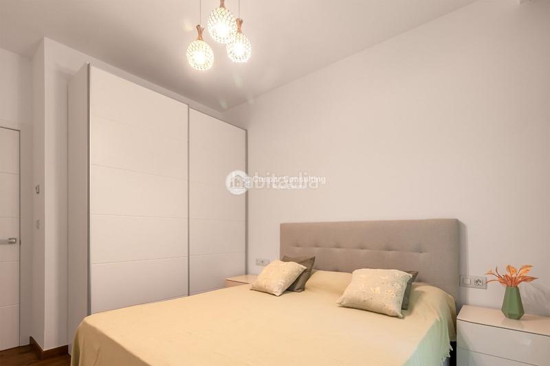 Foto b524bc58-b177-4f2f-9b94-881010979d80. Chalet con riscaldamento parcheggio piscina in Población de Arroyo