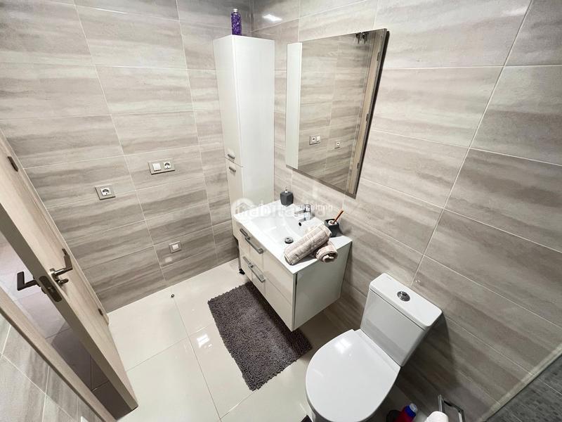 Foto 3ae92d70-5e72-4f99-9250-fa85080aa690. Apartament amb calefacció aparcament piscina a La Zenia Orihuela