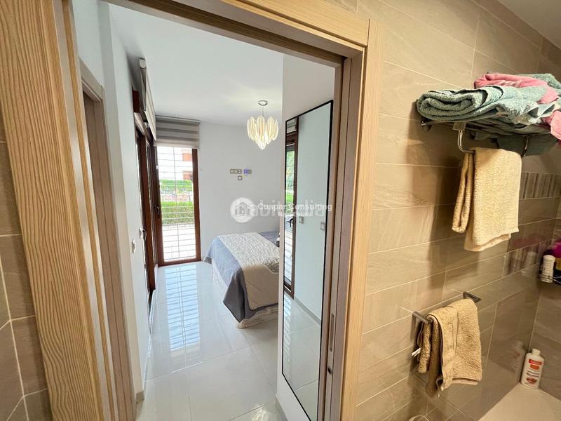 Foto 506ebe38-832f-403c-86b9-ea3a50516f39. Apartament amb calefacció aparcament piscina a La Zenia Orihuela