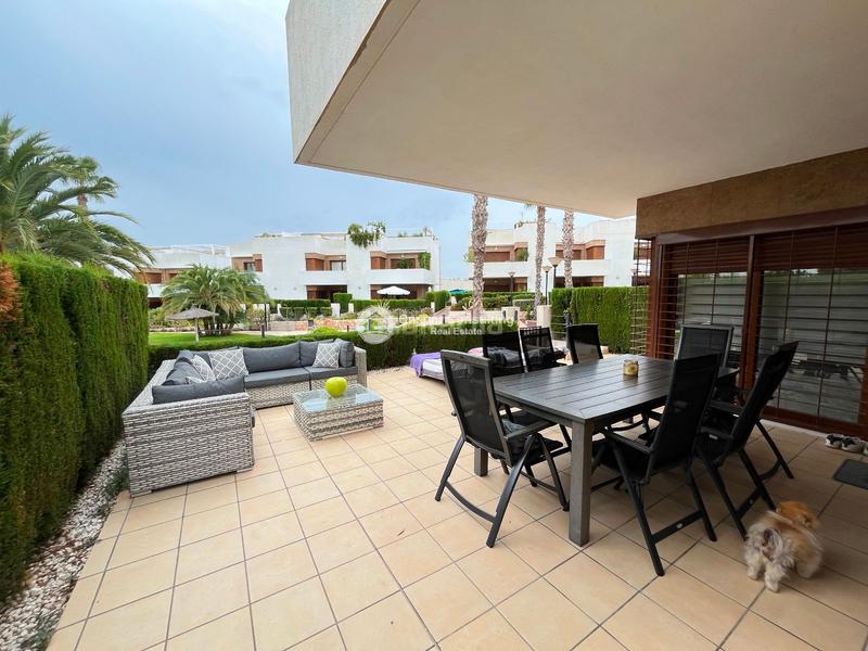Foto b26efae3-ffd4-4cb9-bac6-7760fdbf5d9d. Apartament amb calefacció aparcament piscina a La Zenia Orihuela