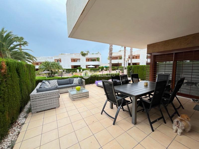 Foto c162abd7-419c-4035-9e4f-69925a05a0a0. Apartament amb calefacció aparcament piscina a La Zenia Orihuela