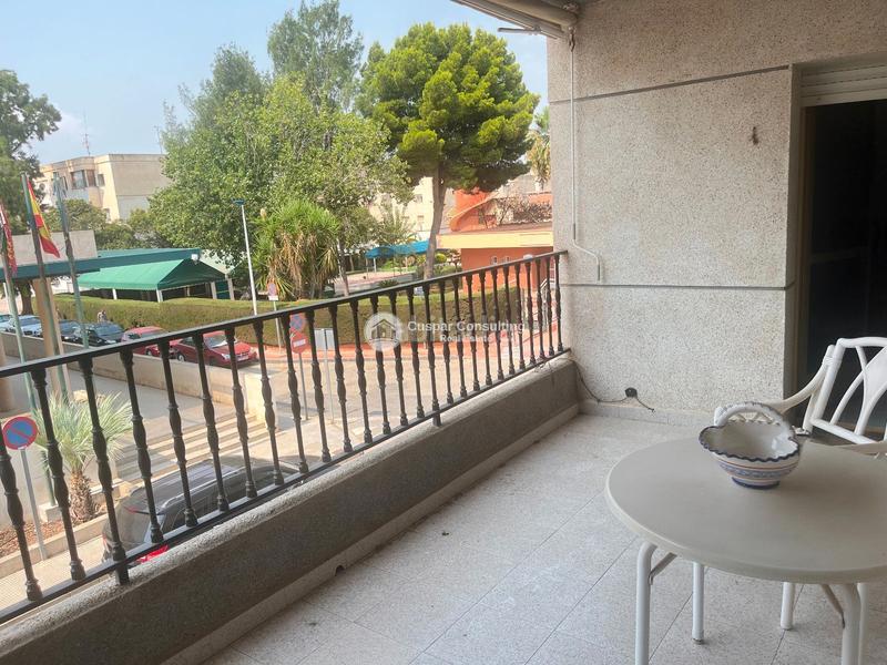 Foto f1dec6f3-8ca1-48f4-abf9-7a1c76e423d5. Apartament amb aparcament a San Javier San Javier