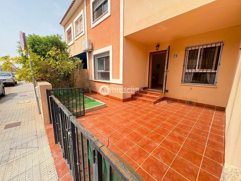 Foto 2cb502dd-66f4-4ee1-963c-95398fed88f9. Dúplex amb calefacció a Santiago de La Ribera San Javier