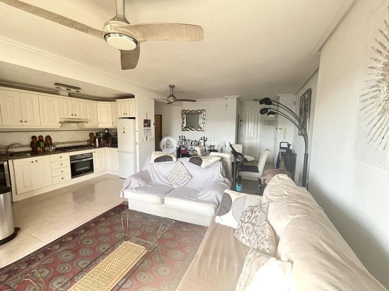 Foto 592c54db-0e0d-46b6-b6a6-dac3eac52a97. Apartament amb piscina a Villamartín-Las Filipinas Orihuela