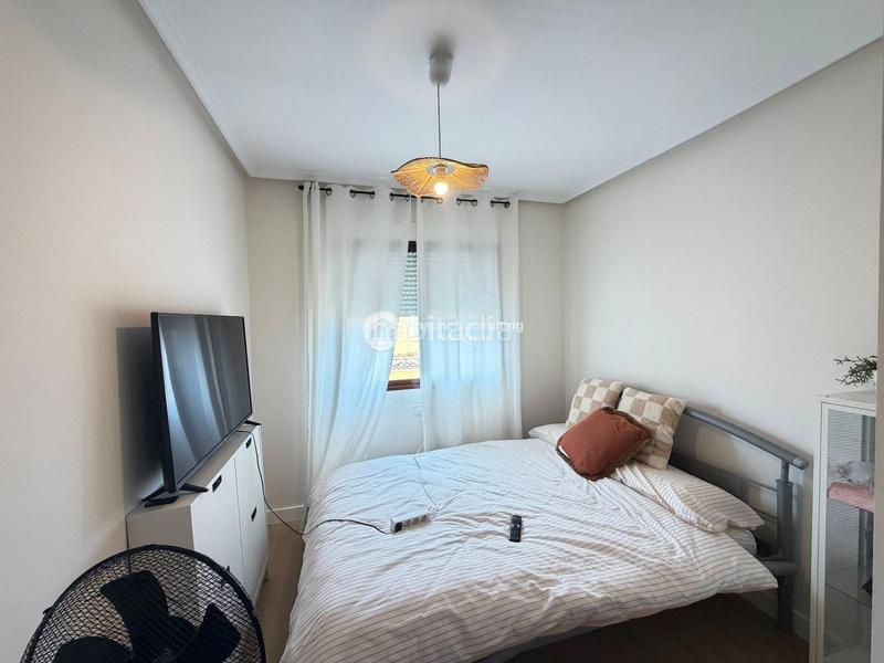 Foto a3e7ebe2-6b05-417f-b1dd-1a54b3cb49b4. Casa adosada en narejos, los en Centro Alcázares (Los)