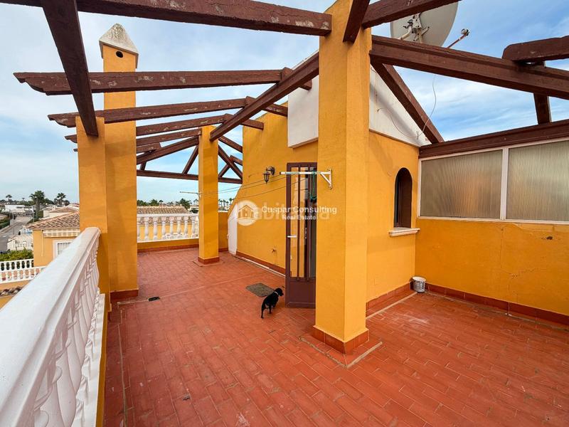 Foto bdeb97b8-f037-4265-b993-0a111f5526bb. Casa adosada en narejos, los en Centro Alcázares (Los)