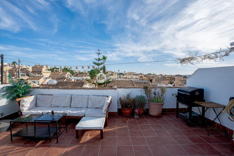 Foto fce6735b-333d-4024-aa55-9071f91aa7d8. Ático costa en La Florida Orihuela