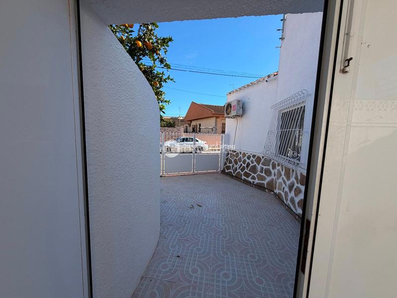 Foto 92393de4-0583-40d8-bea6-8d189ba2bfc9. Casa a schiera con parcheggio in Santiago de La Ribera San Javier