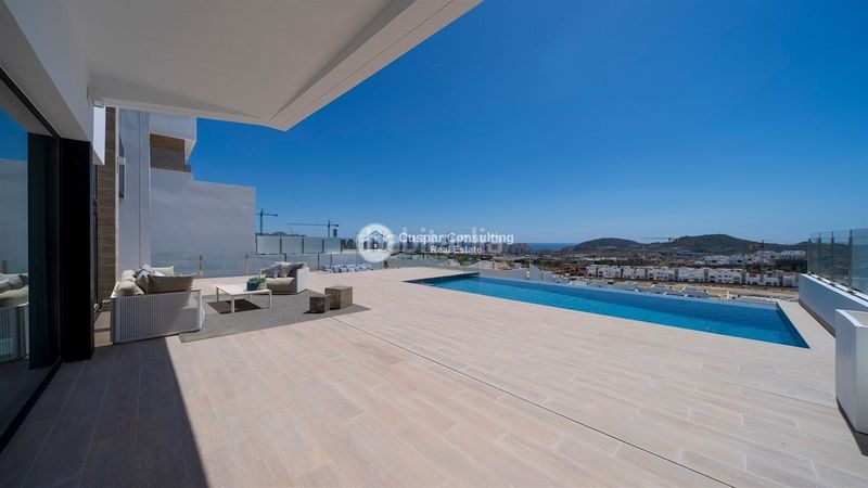 Foto add6a2d4-ca4d-4011-a6ab-f9226710ced2. Xalet amb piscina a balcón de Finestrat-terra marina Finestrat