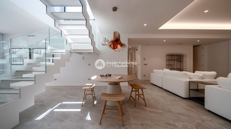 Foto fddba6b2-bb76-4a4d-97c5-034a248e9704. Xalet amb piscina a balcón de Finestrat-terra marina Finestrat