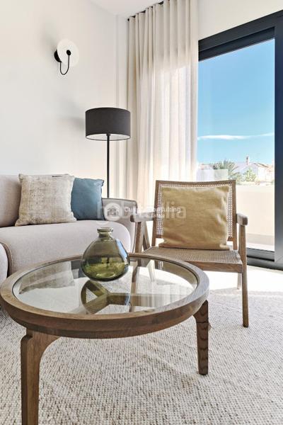 Foto b675bfd3-8684-46f6-9a6f-7797954cdee2. Attico con riscaldamento parcheggio piscina in Playa de los Náufragos Torrevieja