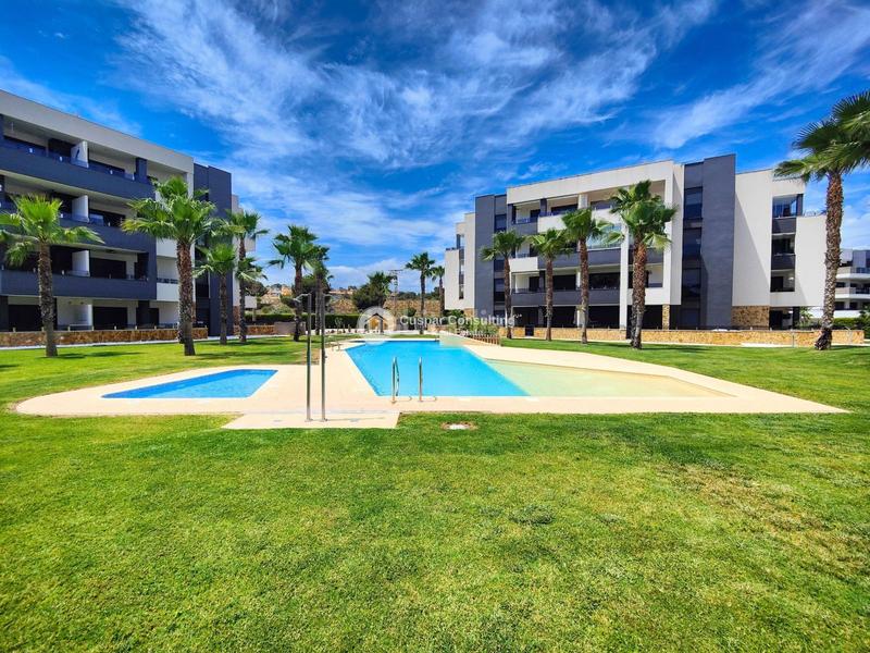 Foto 23025b16-ee33-4345-8867-792395f61ad9. Appartement mit parking pool in Campoamor Orihuela