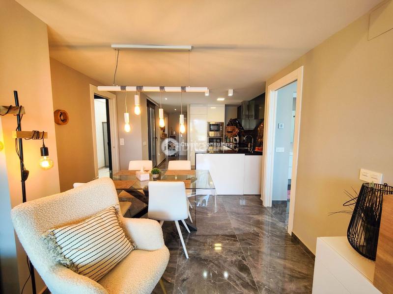 Foto 8cebc2ca-afd0-4c4c-85af-775efaa41479. Appartement mit parking pool in Campoamor Orihuela