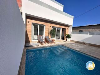 Casa adossada  N/a. En avileses