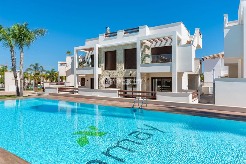 Foto 8d54bcec-dd8e-4ba6-abe9-449df4f225c5. Apartament amb calefacció piscina a Los Balcones-Los Altos Torrevieja
