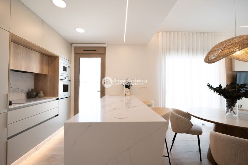 Foto 09831bb2-56d9-427f-8b9c-c0f95380b7fd. Casa adossada amb calefacció aparcament piscina a Alcázares (Los)