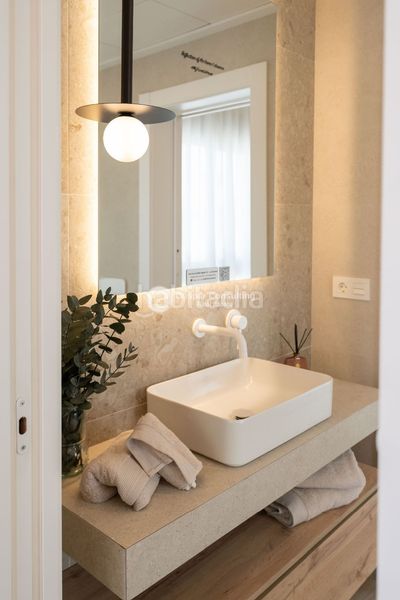 Foto 13aff242-73b8-4492-ad15-98bd9ce1dcb5. Casa adossada amb calefacció aparcament piscina a Alcázares (Los)