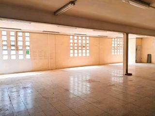 Local Comercial en Piera. Local 650m, 2plantas,montacarga,terraza,varios usos!