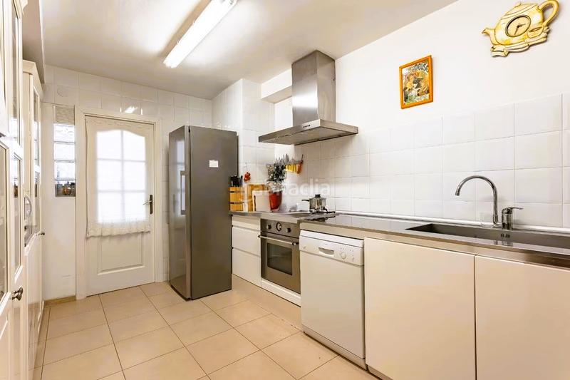 Foto 30ab54ce-d61a-4c65-bc69-18d60641e4c1. Duplex with heating parking in Eixample Sant Cugat del Vallès